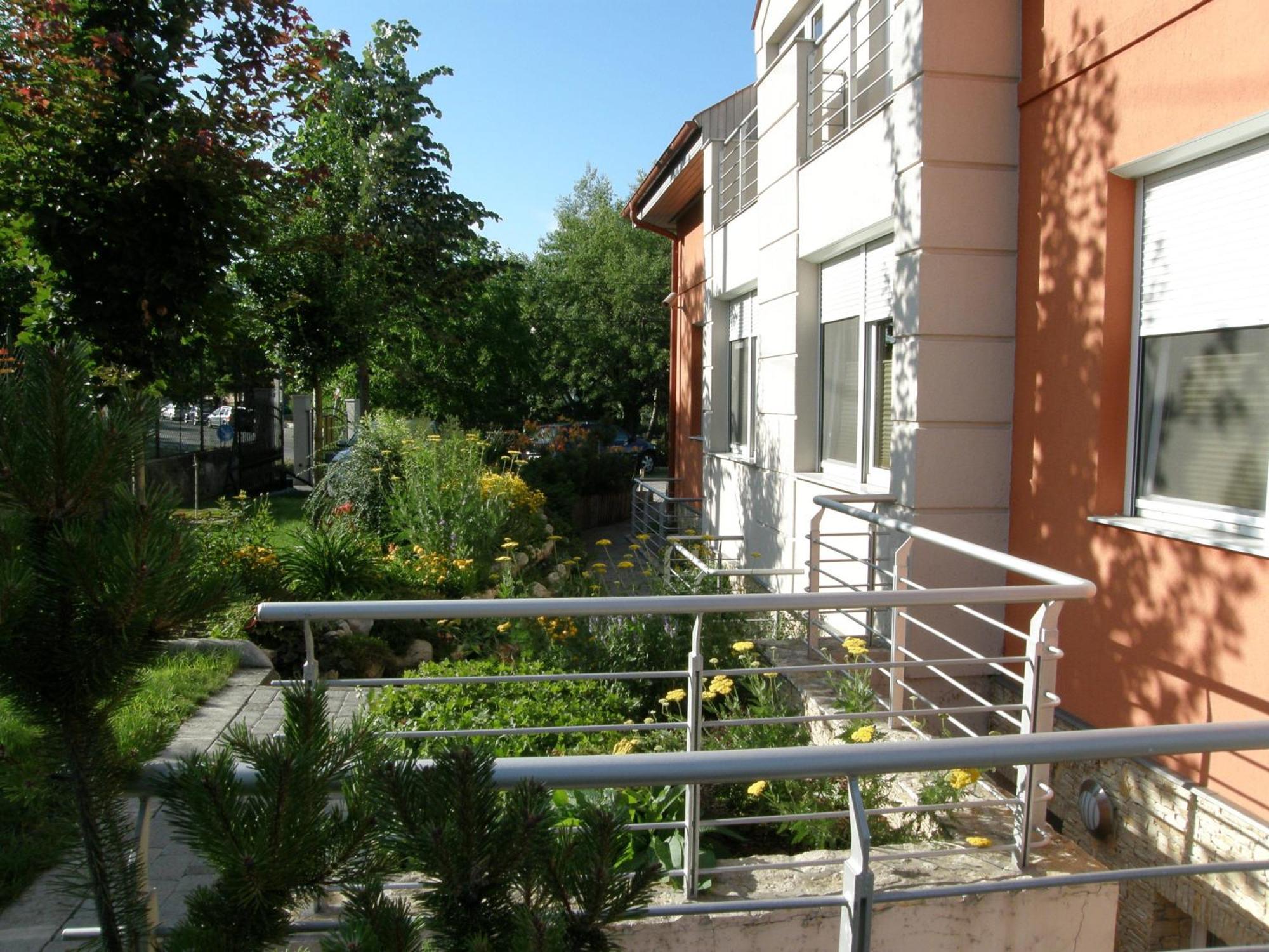 Hotel Promedicum Panzio Veszprém Exteriér fotografie